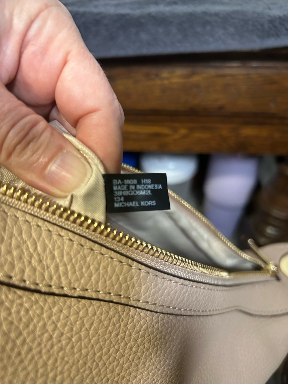 Michael Kors Beige Pebbled Leather Crossbody Bag - Picture 5 of 13